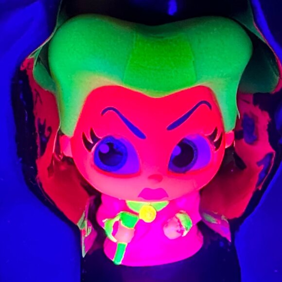 Disney Doorables Blacklight VILLAINS LADY TREMAINE Glows Cinderella NEW SEALED - Picture 12 of 15